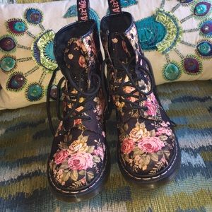 Doc marten black floral RARE size 9